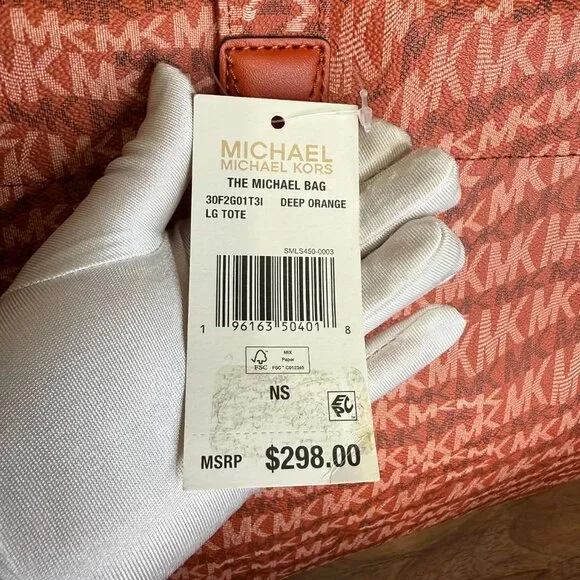 🧡Michael Kors Signature Large Tote🧡 - Picture 4 of 17